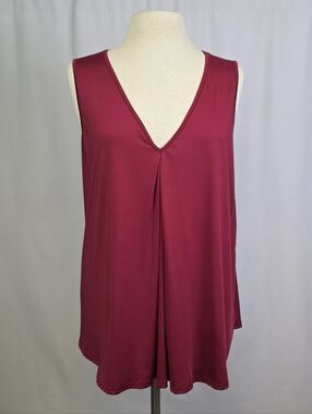 Women's SHEIN Burgundy V Neck Pleated Sleeveless Top Size 2XL